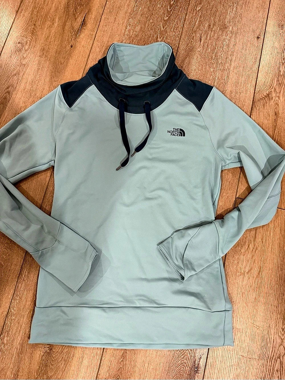 The North Face Mountain Athletics Color Block Pullover small